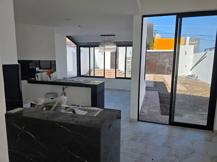 Distribucion interior y escaleras de casa nueva en El Pedregal